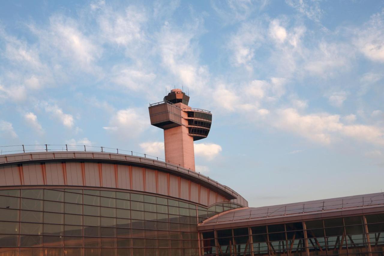 Holiday Inn Express Kennedy Airport, An Ihg Hotel New York Buitenkant foto