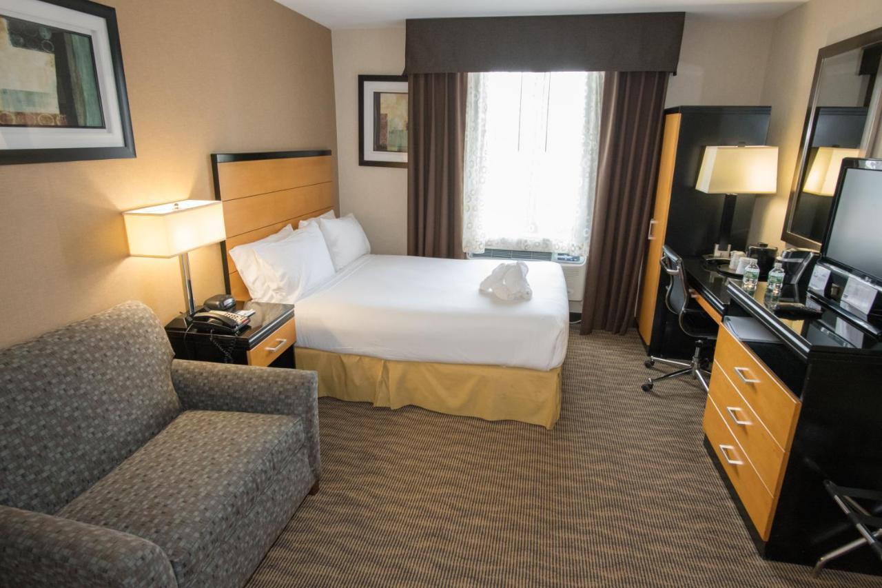 Holiday Inn Express Kennedy Airport, An Ihg Hotel New York Buitenkant foto