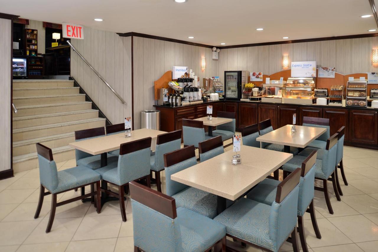 Holiday Inn Express Kennedy Airport, An Ihg Hotel New York Buitenkant foto
