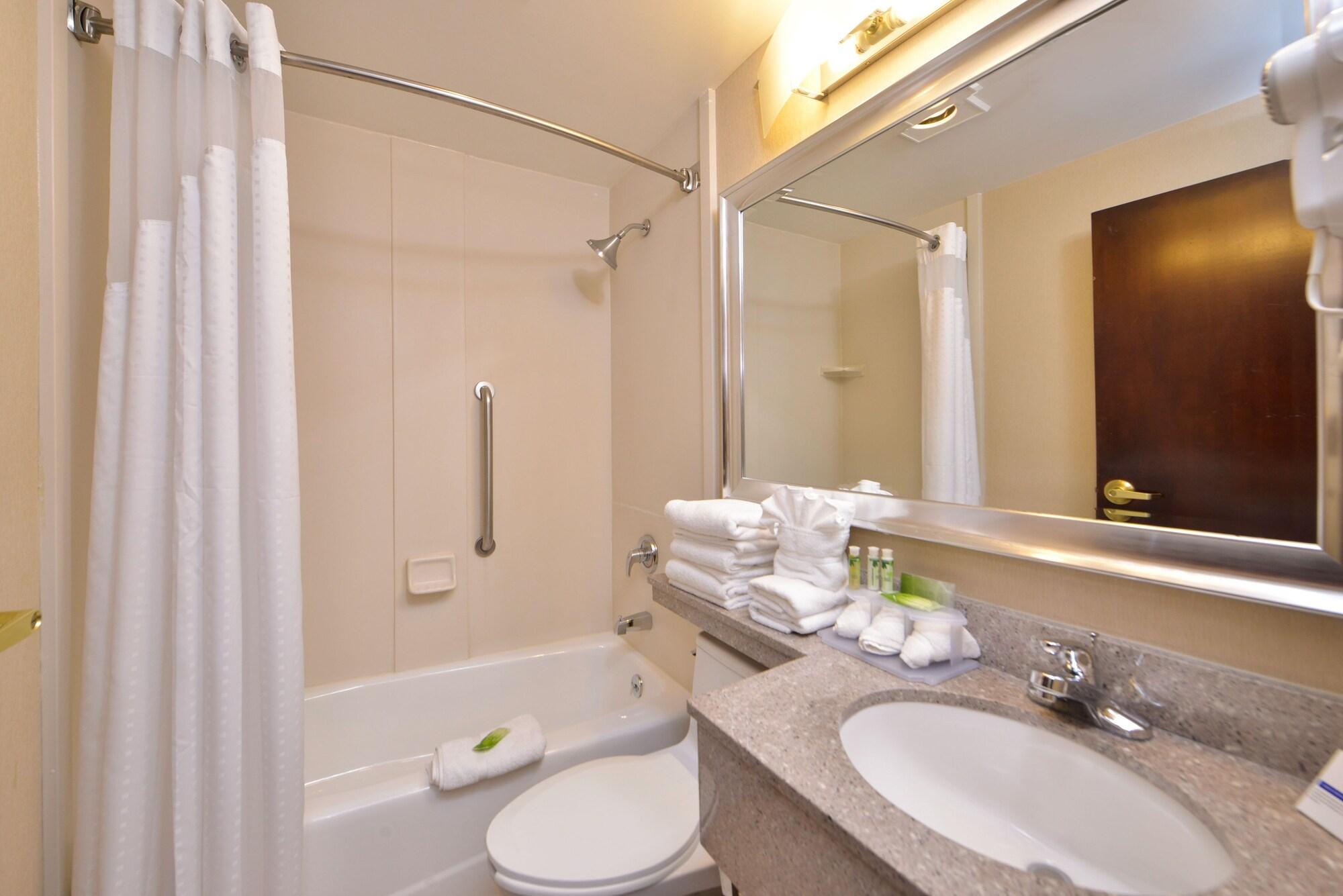 Holiday Inn Express Kennedy Airport, An Ihg Hotel New York Buitenkant foto