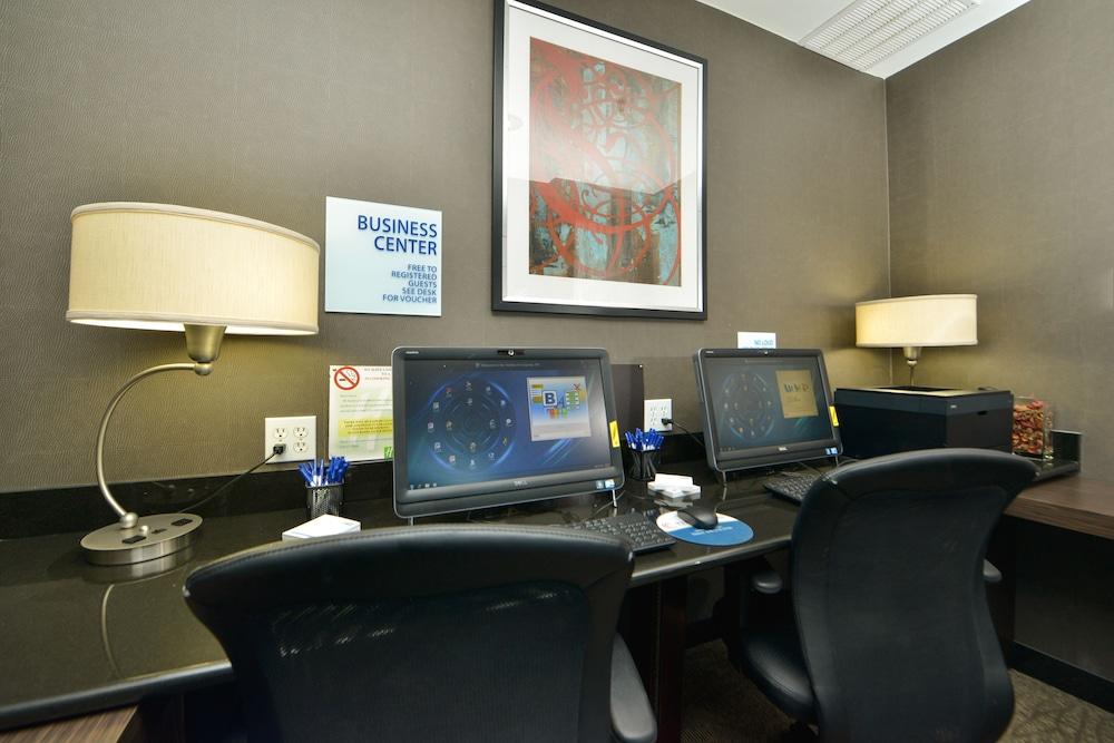 Holiday Inn Express Kennedy Airport, An Ihg Hotel New York Buitenkant foto
