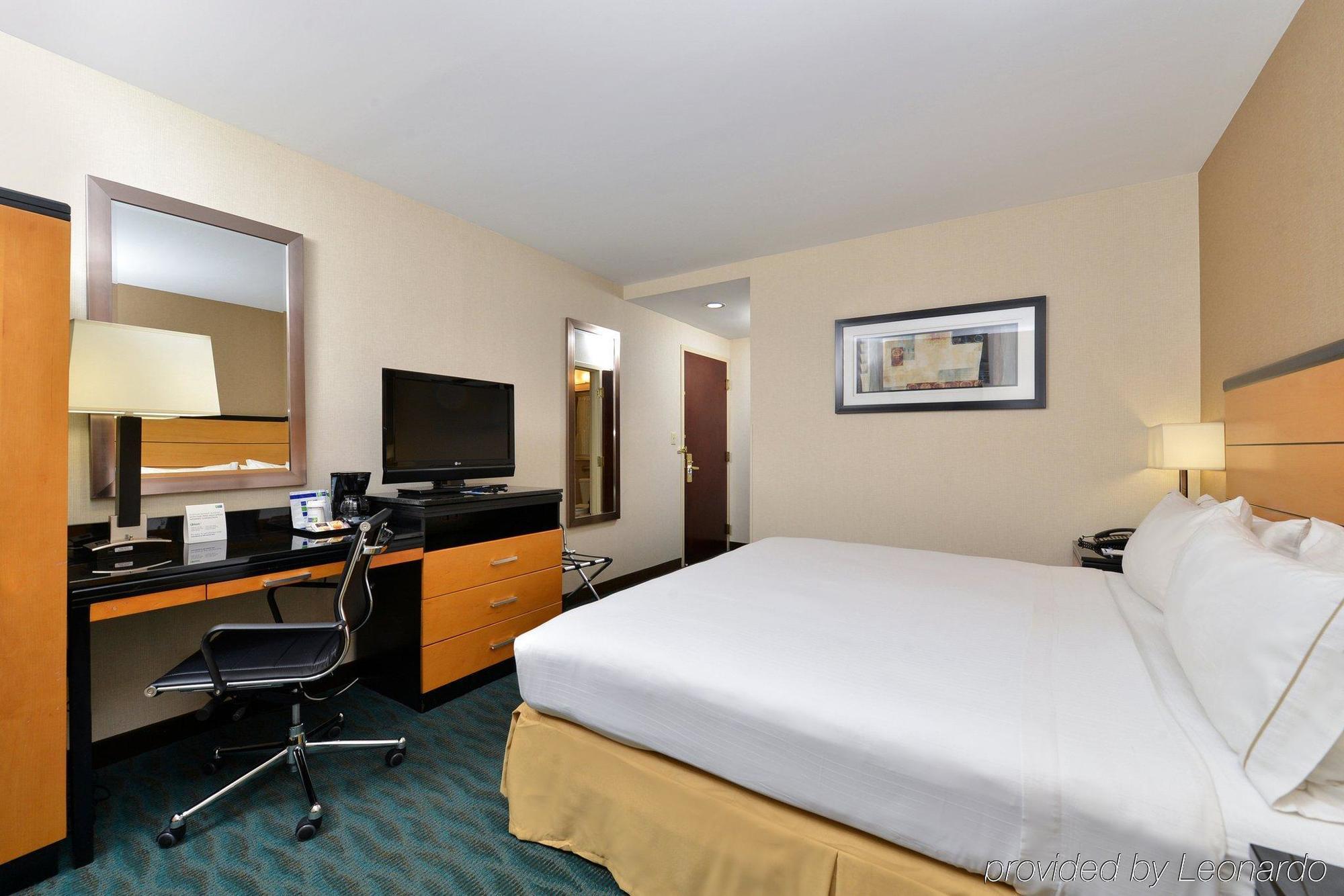 Holiday Inn Express Kennedy Airport, An Ihg Hotel New York Buitenkant foto
